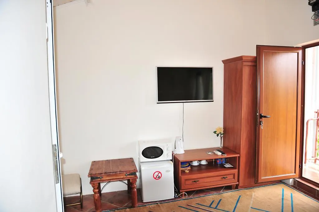 Secret Garden House Hotell Varna 2*,  Bulgarien